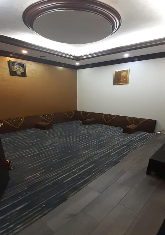 Al Dana Plaza Villas ฏออิฟ ภายนอก รูปภาพ